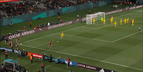 开云体育中国-瑞典队绝杀对手，挺进下一轮