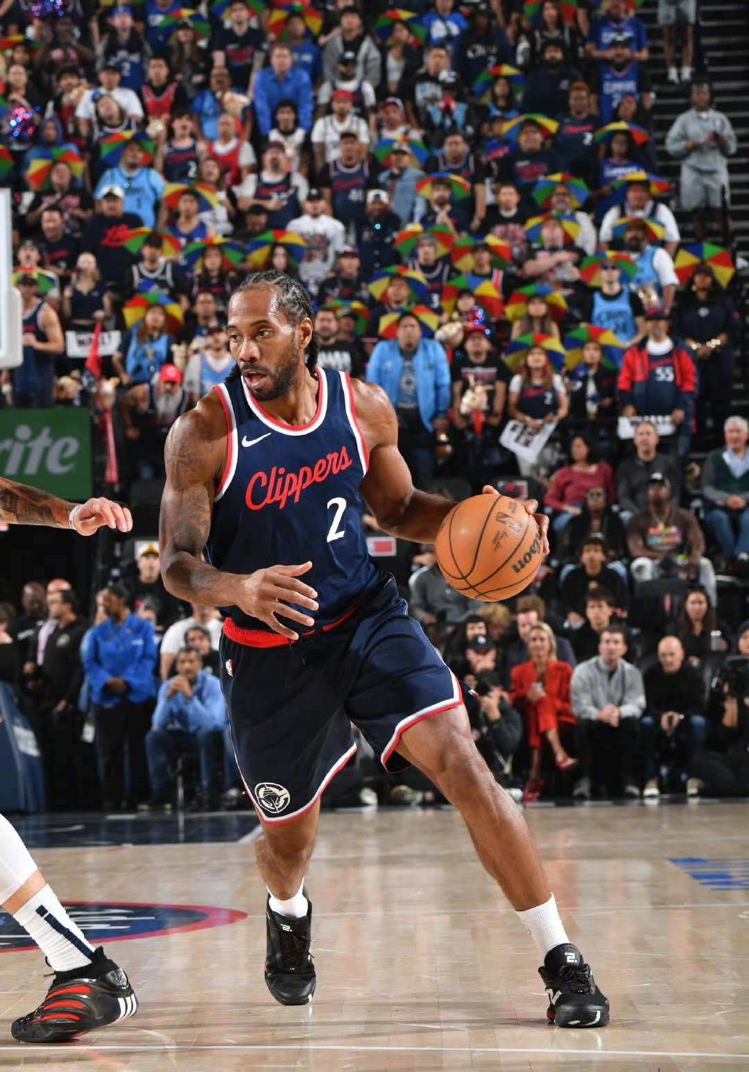 快船擒下篮网,科怀伦表现稳定。 快船擒下篮网,科怀伦表现稳定。