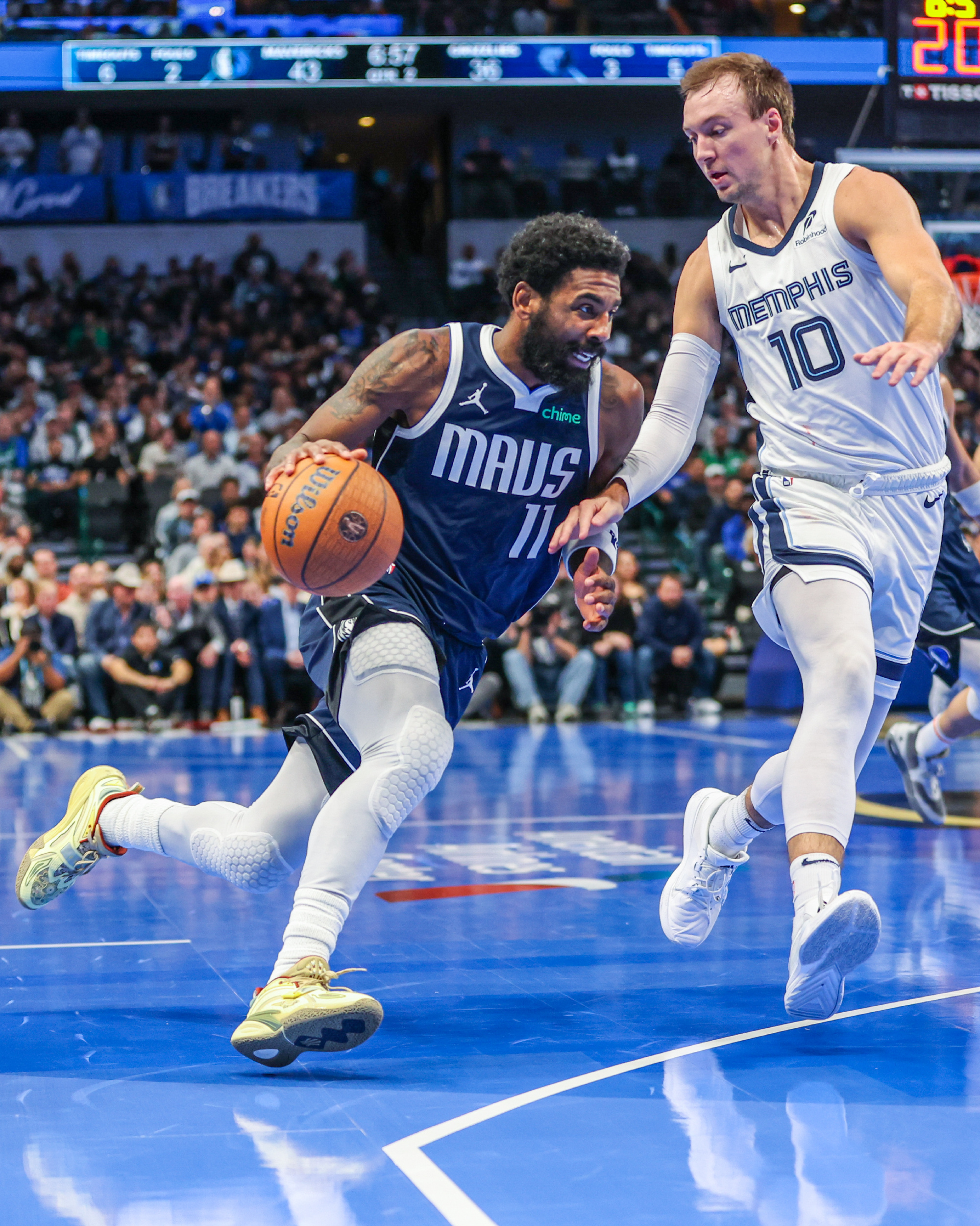 独行侠客场擒下灰熊,晋级季后赛 独行侠客场擒下灰熊,晋级季后赛