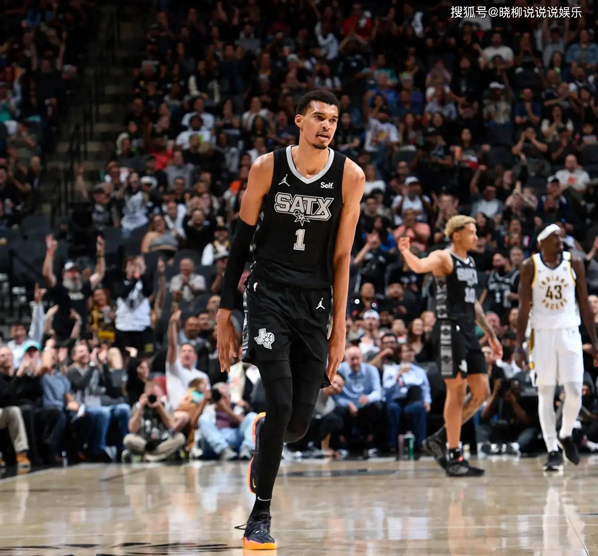 开云下载-勇士击败湖人，赛季首胜！