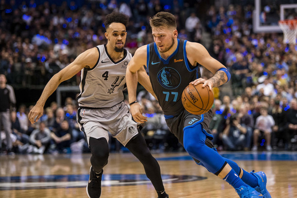 开云体育官网-小牛大胜独行侠，唐西奇独得40分