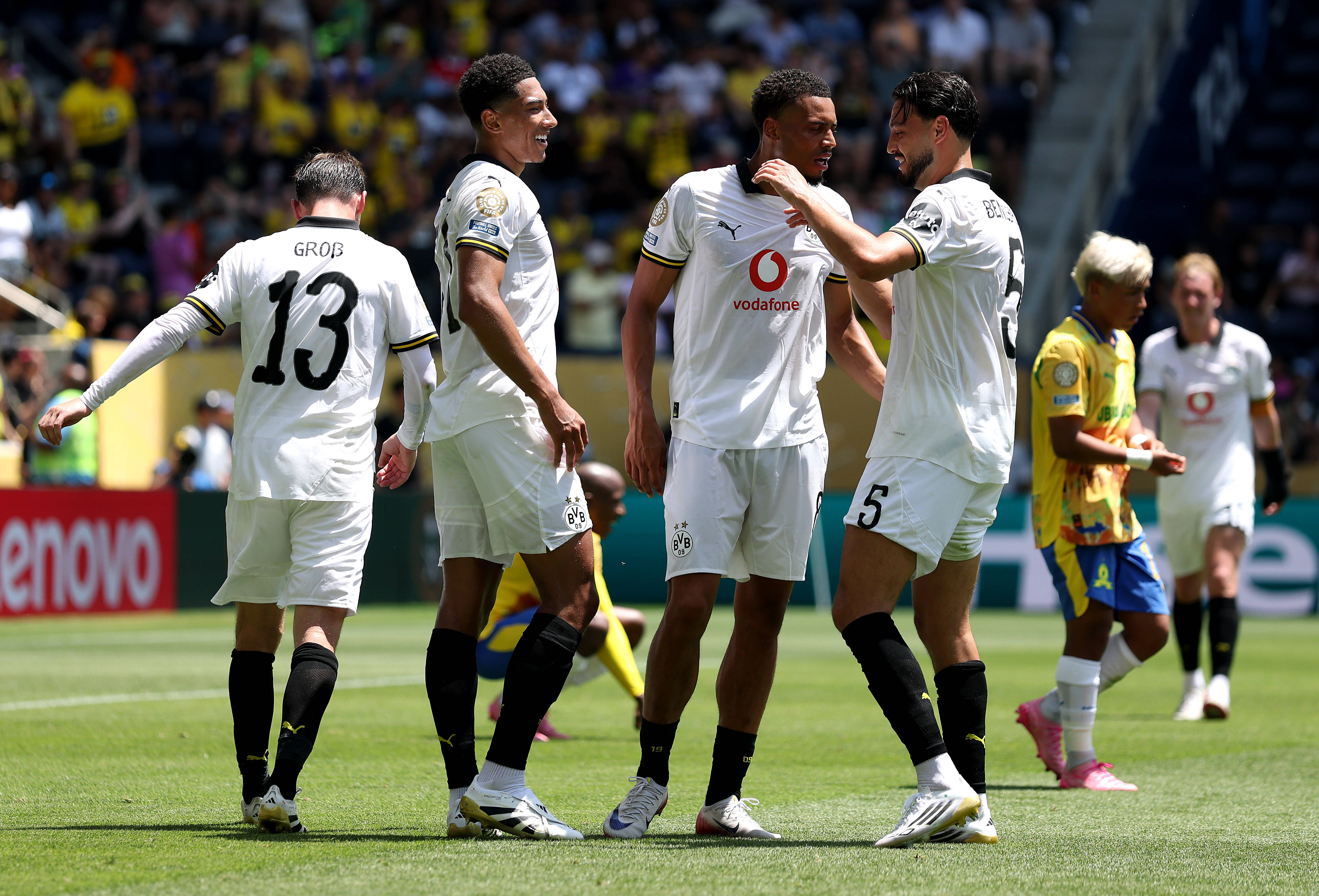 开云体育官方网站-关于多特蒙德完胜巴西，阿拉巴制霸全场的信息